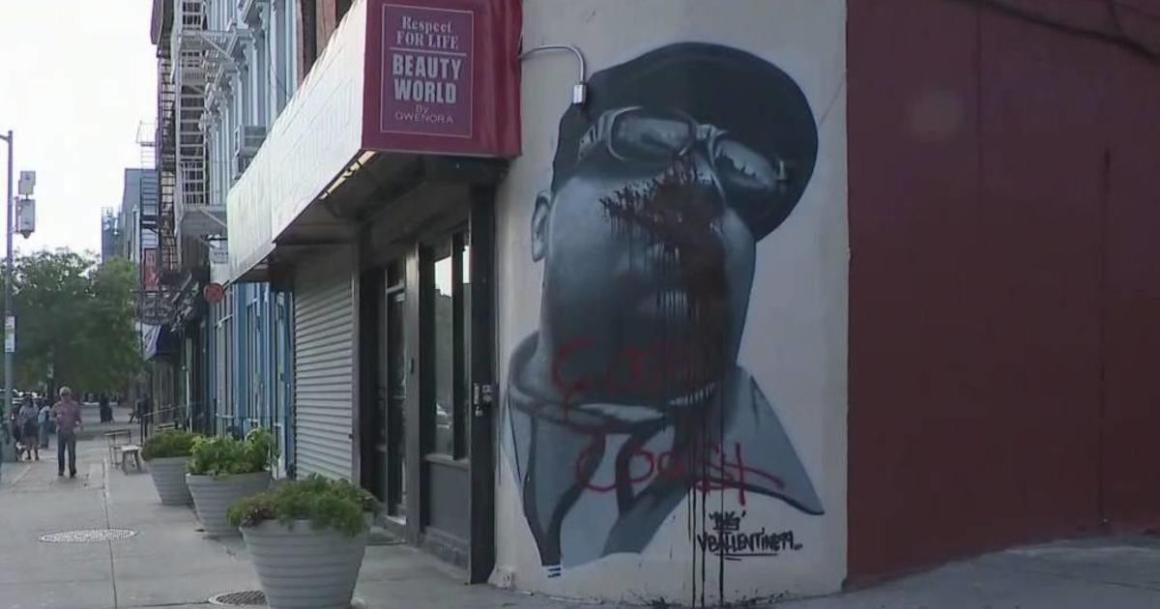 Click image for larger version

Name:	biggie-smalls-mural-vandalized.jpg
Views:	22
Size:	59.4 KB
ID:	173020